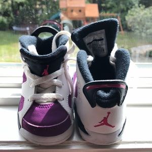 Girls high top Jordan sneakers